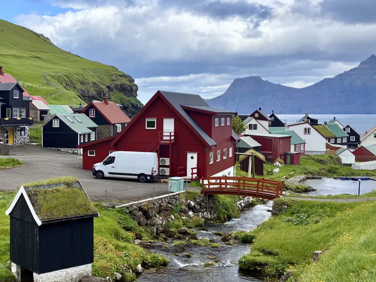 格约格夫 (Gjógv)