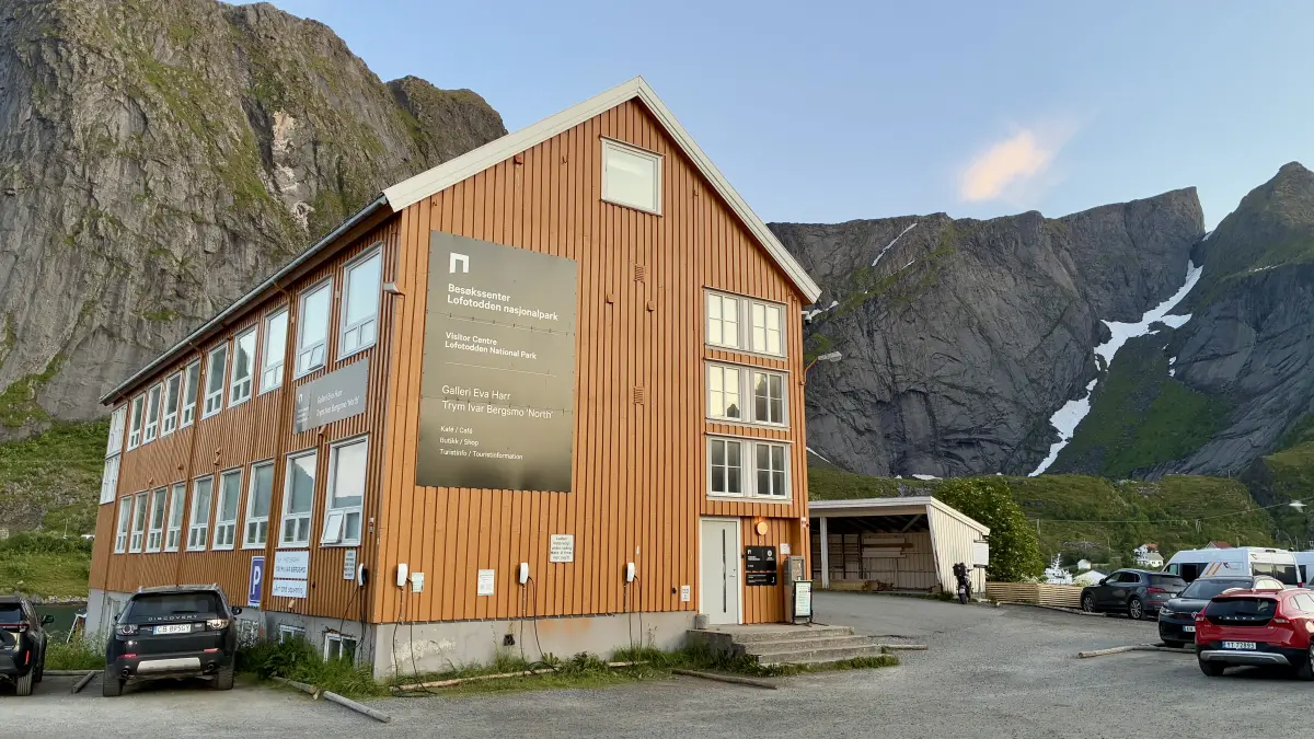 雷讷中心的 Lofotodden 国家公园访客中心